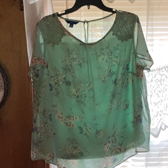 Greene Floral Top - Picture 3 of 3